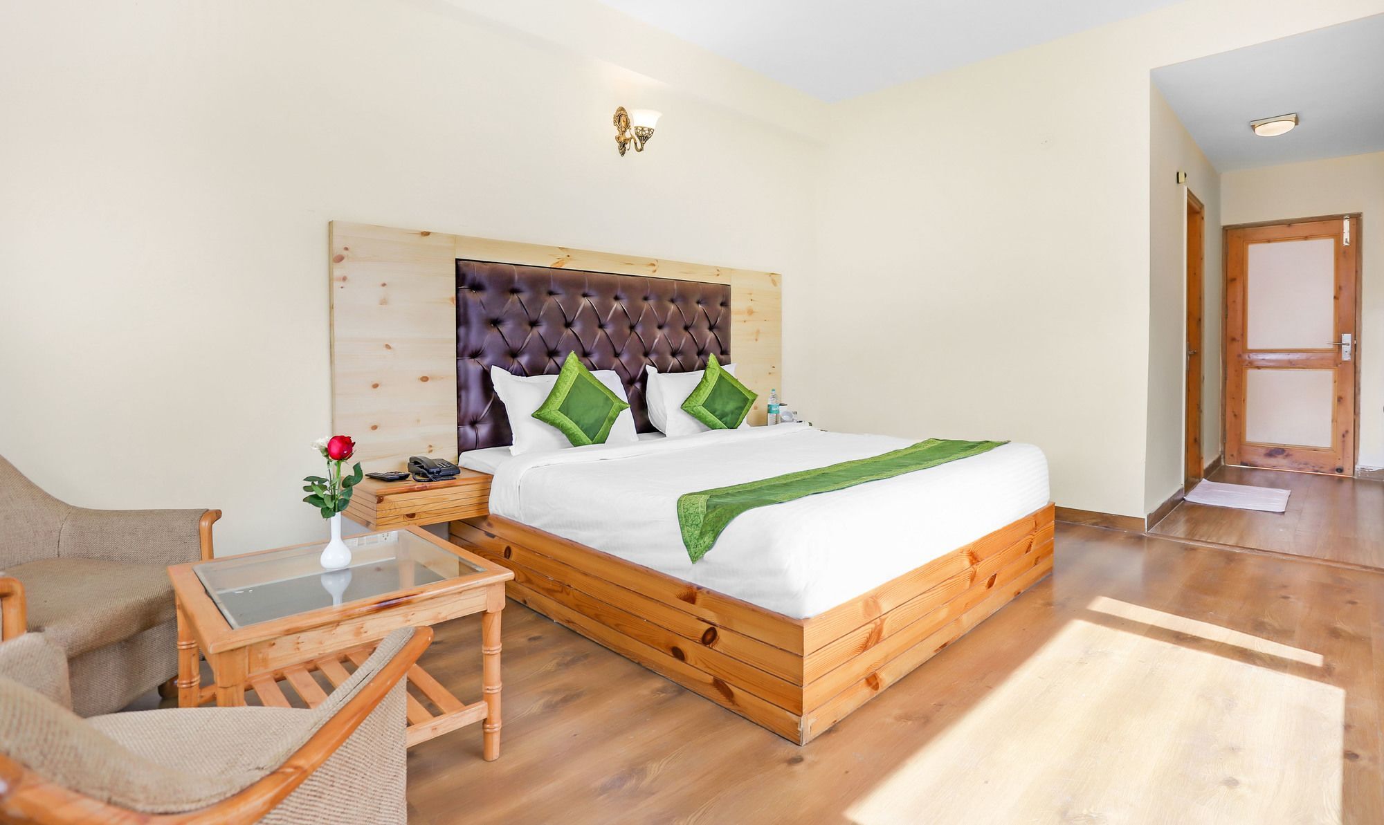 Treebo Manali Retreat Hotel Kültér fotó